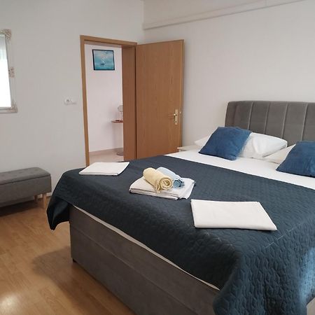 Family Friendly Apartments With A Swimming Pool Supetarska Draga - Donja, Rab - 2019 外观 照片