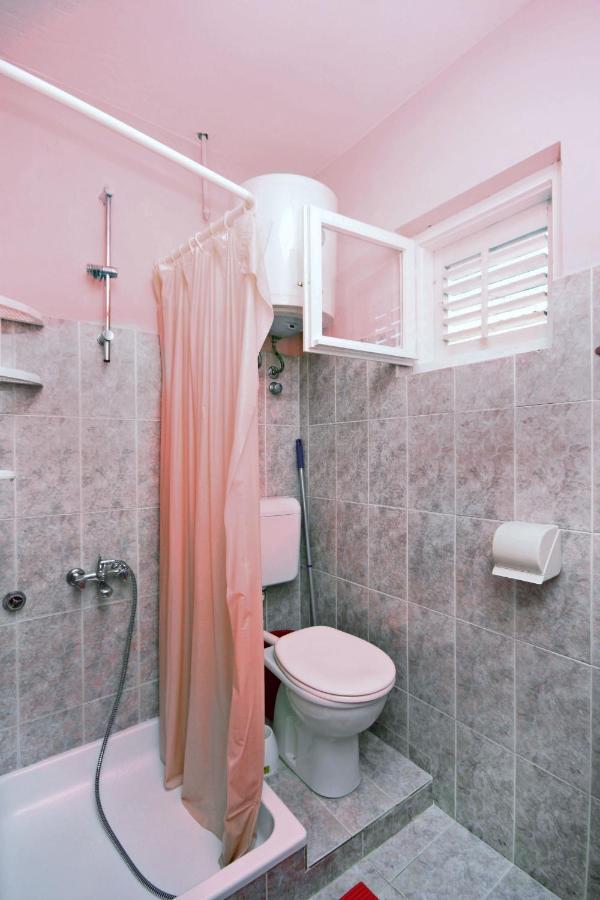 Family Friendly Apartments With A Swimming Pool Supetarska Draga - Donja, Rab - 2019 外观 照片