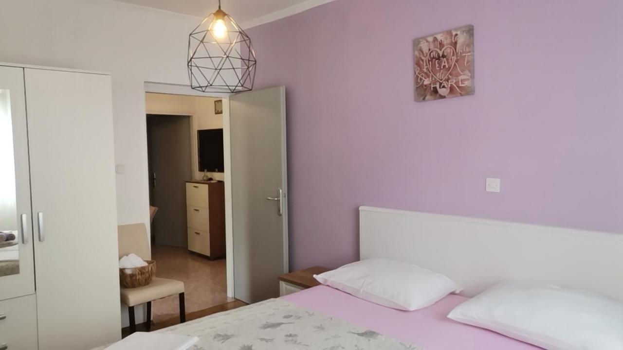 Family Friendly Apartments With A Swimming Pool Supetarska Draga - Donja, Rab - 2019 客房 照片